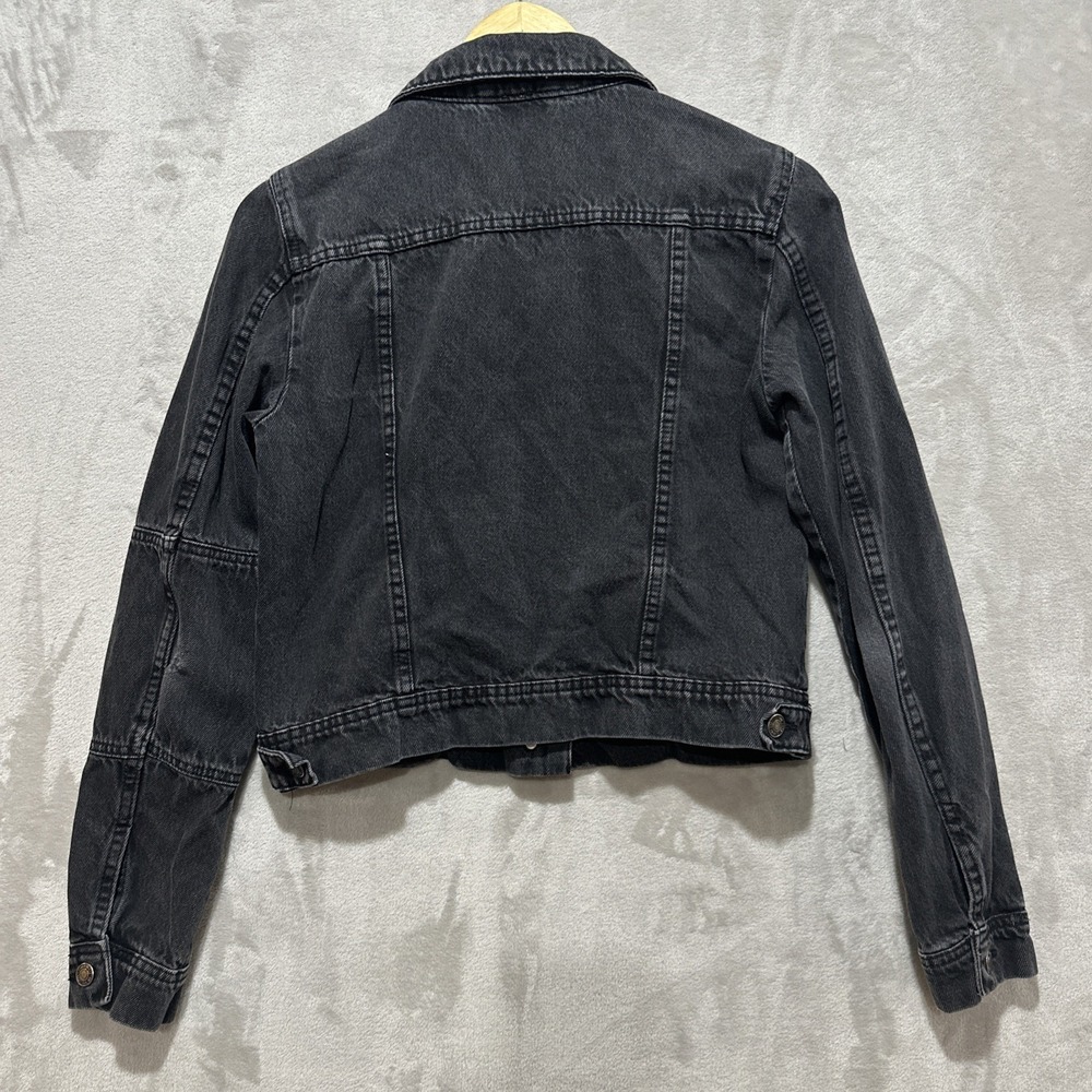 Free People Jacket Womens Size XS Black Faded Denim Button Front Cropped - Picture 2 of 8